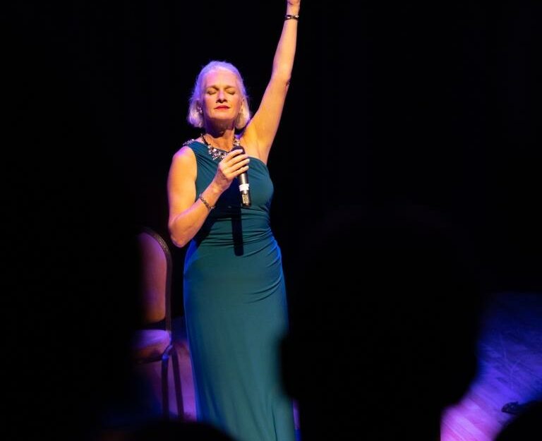 Cabaret with Claws 4