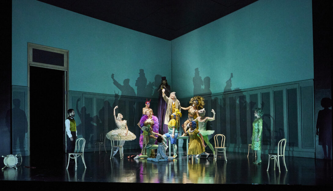 Screening: RB&O - The Tales of Hoffmann (245 mins) 1