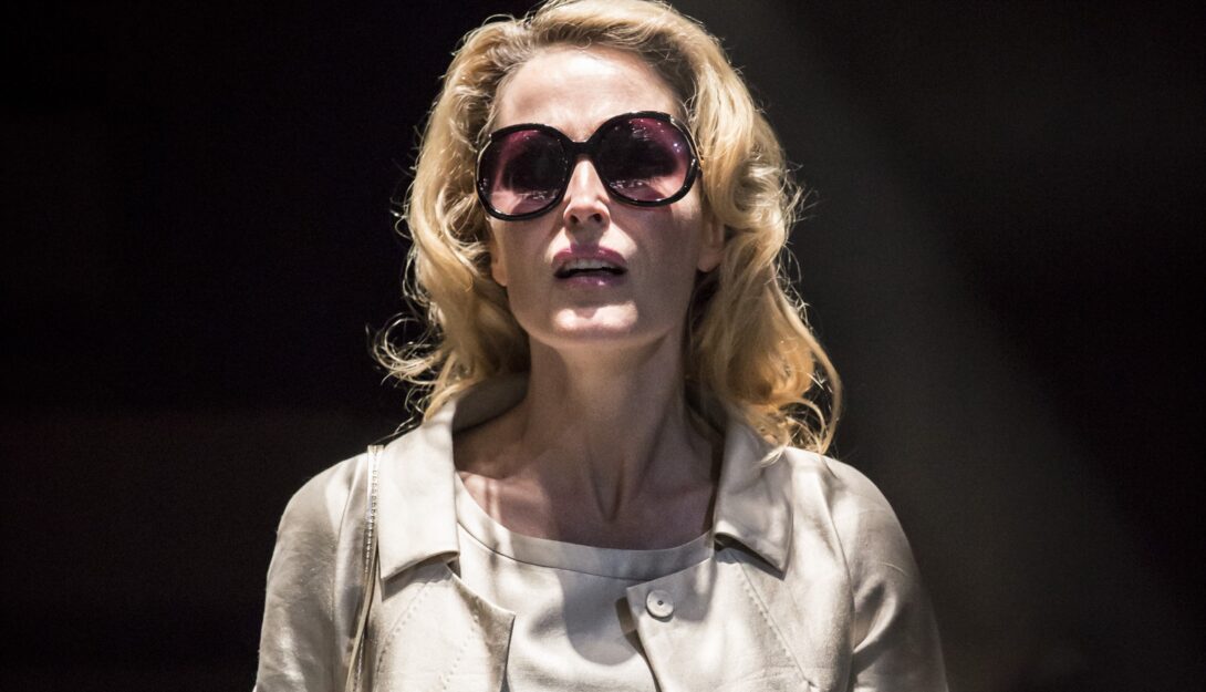 NTL: A Streetcar Named Desire (15 TBC) (2014) 180 mins 4