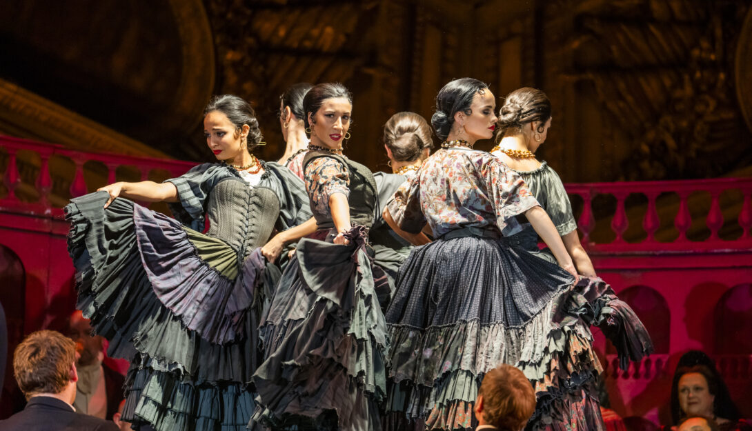 Opera Screening: RB&O - La Traviata (12A) 240 mins 2