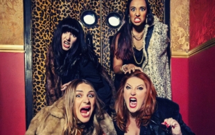 Flat & The Curves: Now Thats What I Call Feral 1