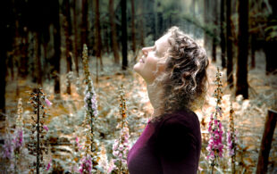 Foyer Sessions: Linde Nijland